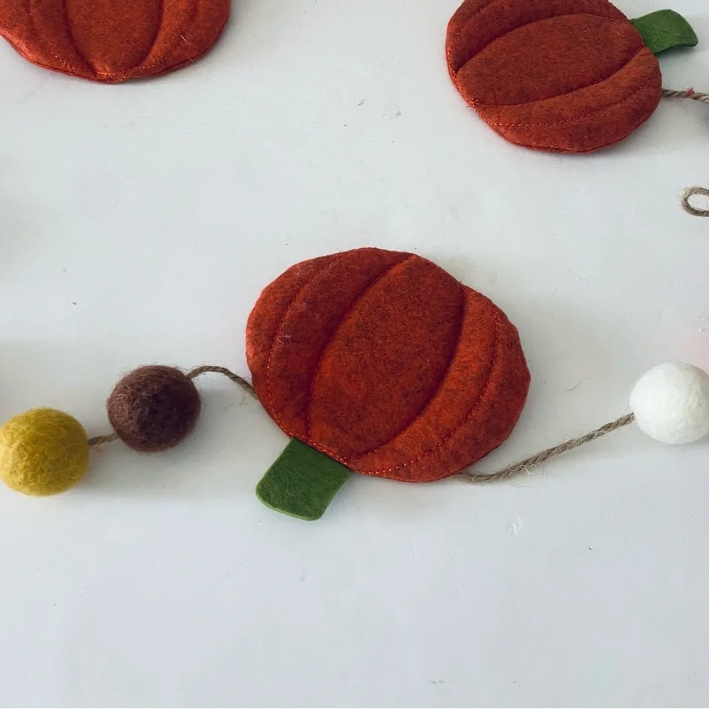 Wool Pumpkins and various color balls Garland for Fall, Thanksgiving, Halloween
